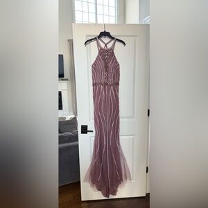 ✨✨SALE✨✨ Elegant Mauve Halter Gown